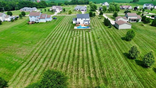 15115 Home Court, Ashville, OH 43103