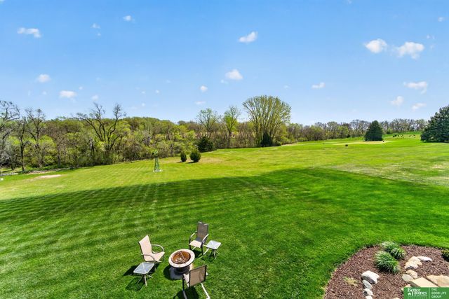 827 Wedgewood Court, Plattsmouth, NE 68048