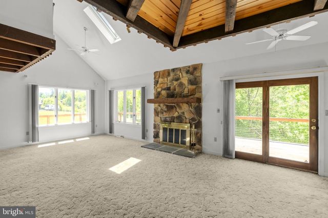 21 SPEEDWELL FORGE RD, Lititz, PA 17543