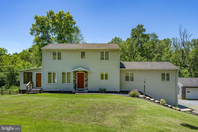 21 SPEEDWELL FORGE RD, Lititz, PA 17543
