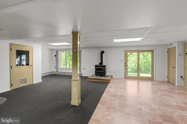 21 SPEEDWELL FORGE RD, Lititz, PA 17543
