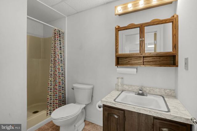 21 SPEEDWELL FORGE RD, Lititz, PA 17543
