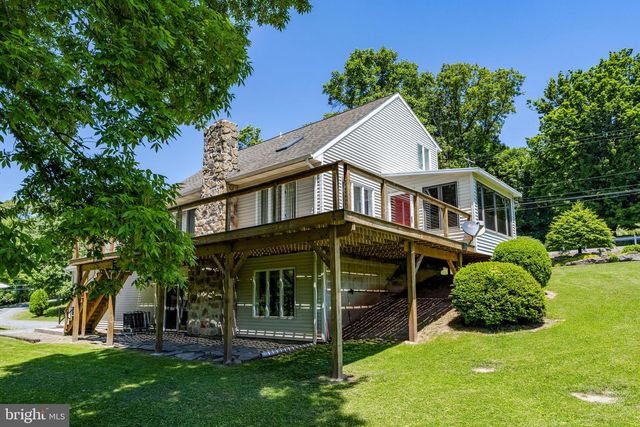 21 SPEEDWELL FORGE RD, Lititz, PA 17543