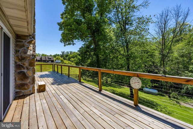 21 SPEEDWELL FORGE RD, Lititz, PA 17543
