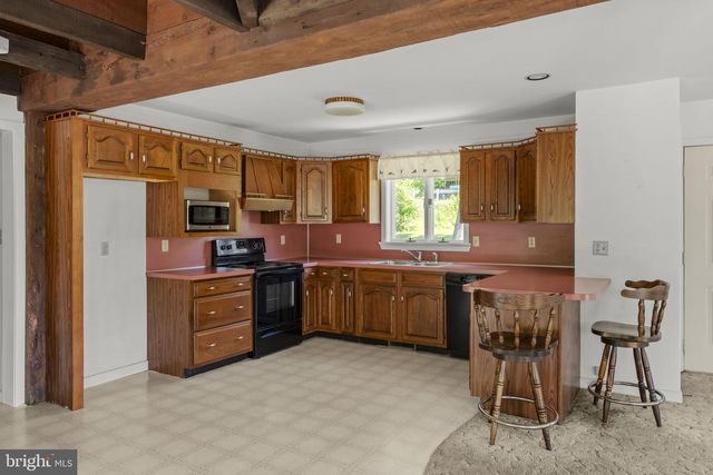 21 SPEEDWELL FORGE RD, Lititz, PA 17543