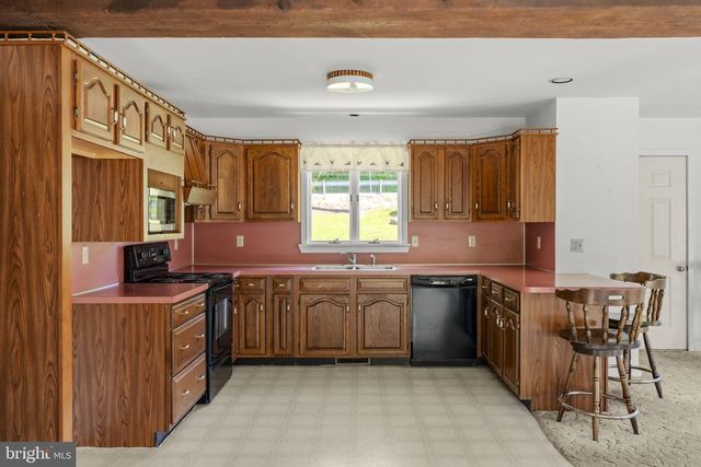21 SPEEDWELL FORGE RD, Lititz, PA 17543