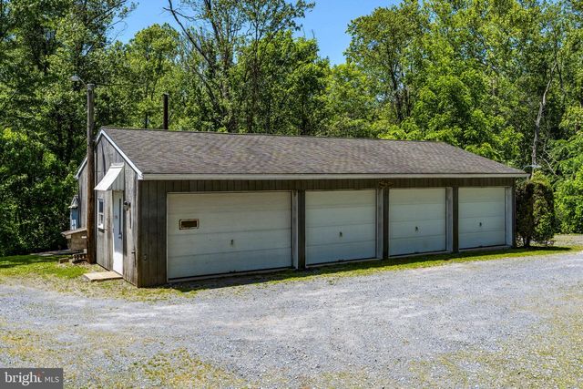 21 SPEEDWELL FORGE RD, Lititz, PA 17543