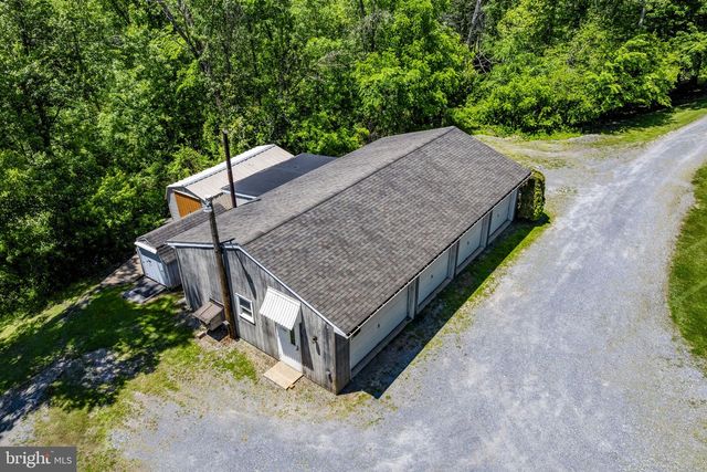 21 SPEEDWELL FORGE RD, Lititz, PA 17543