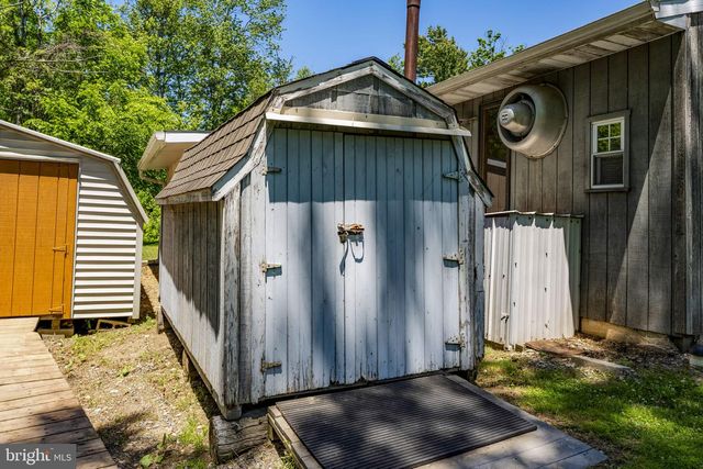 21 SPEEDWELL FORGE RD, Lititz, PA 17543