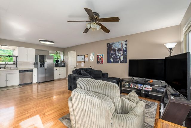 6373 N Tarrytown St, Park City, KS 67219