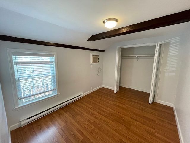 8-10 Essex St 8, Andover, MA 01810