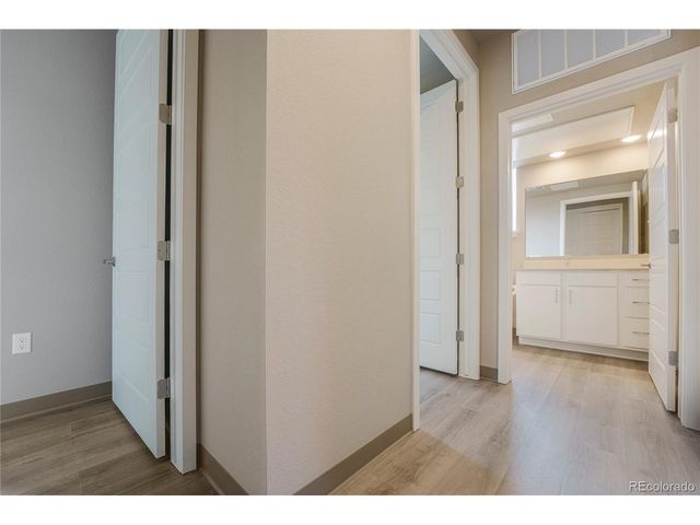 12983 W Ida Ave 401, Littleton, CO 80127