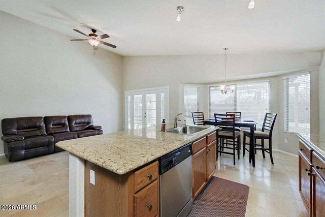1261 W CANARY Way, Chandler, AZ 85286