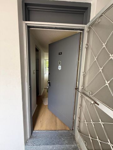 15600 NW 7TH Avenue 211, Miami, FL 33169