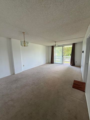 15600 NW 7TH Avenue 211, Miami, FL 33169