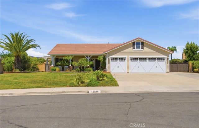42058 Wagon Wheel Lane, Murrieta, CA 92562