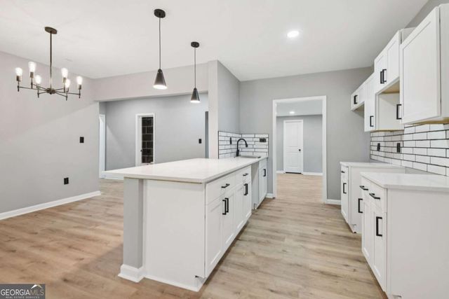 173 Freeman Forest Drive, Newnan, GA 30265