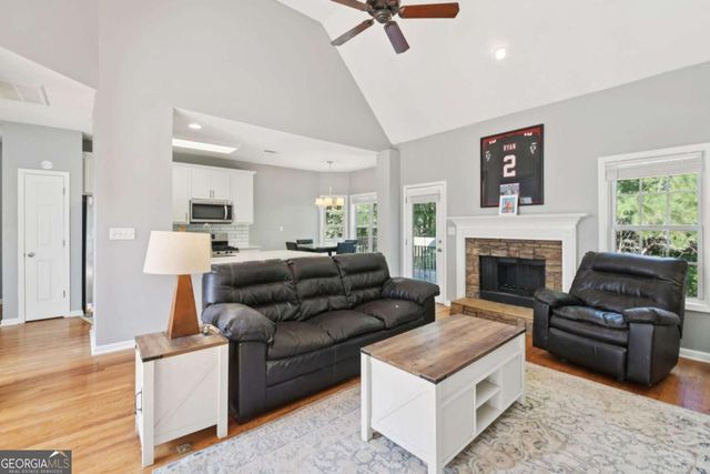 173 Freeman Forest Drive, Newnan, GA 30265