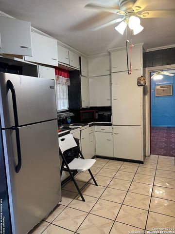 3903 Houston, San Antonio, TX 78207