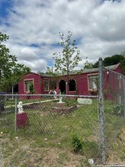3903 Houston, San Antonio, TX 78207