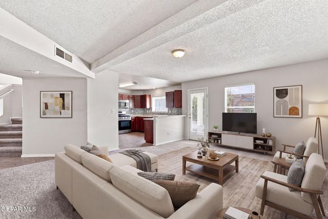 2916 PINO BLANCO Place, El Paso, TX 79938