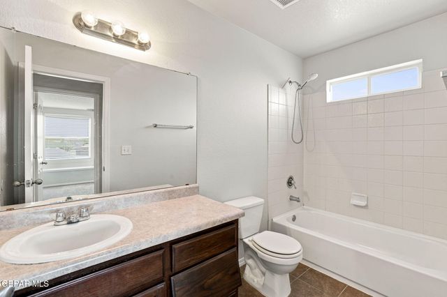 2916 PINO BLANCO Place, El Paso, TX 79938