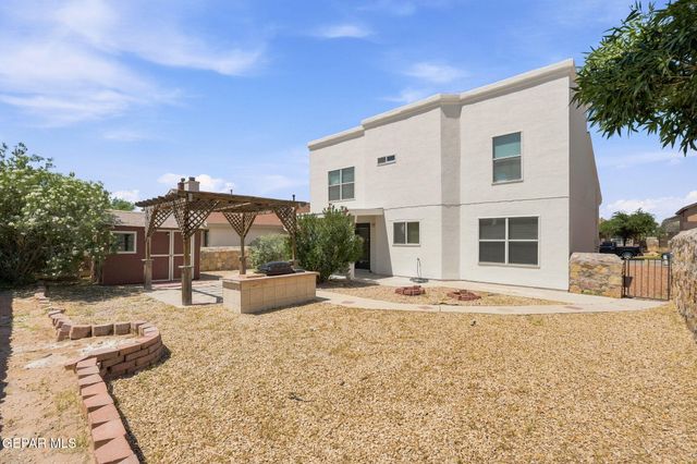 2916 PINO BLANCO Place, El Paso, TX 79938