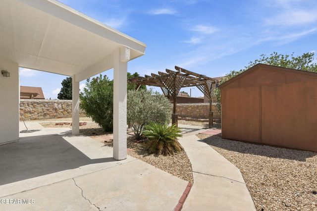2916 PINO BLANCO Place, El Paso, TX 79938