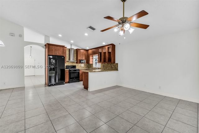 2230 NW 145th Ave, Pembroke Pines, FL 33028