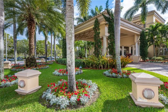 2230 NW 145th Ave, Pembroke Pines, FL 33028