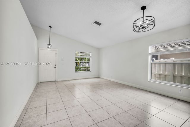 2230 NW 145th Ave, Pembroke Pines, FL 33028