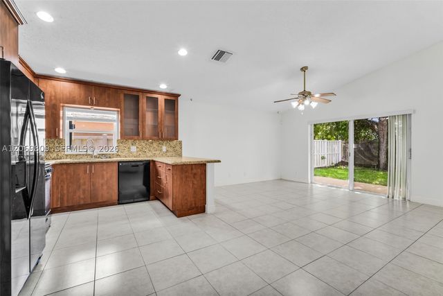2230 NW 145th Ave, Pembroke Pines, FL 33028