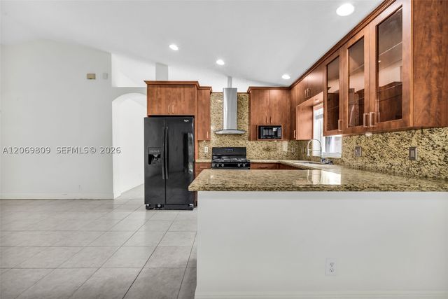 2230 NW 145th Ave, Pembroke Pines, FL 33028