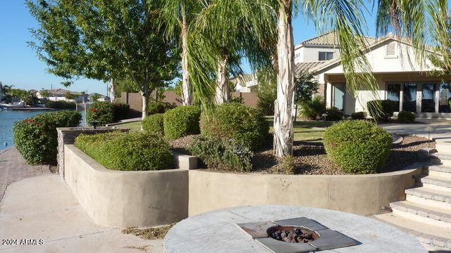 4320 S FRESNO Street, Chandler, AZ 85249