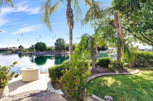 4320 S FRESNO Street, Chandler, AZ 85249