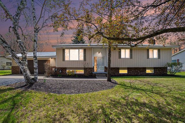 3431 Maradee Court, Farwell, MI 48622