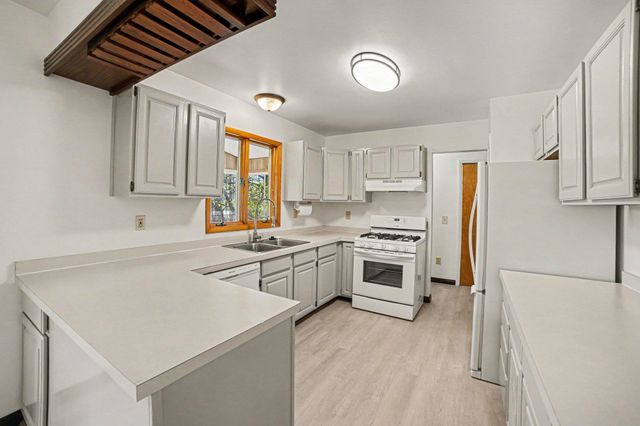 3431 Maradee Court, Farwell, MI 48622