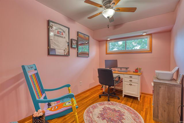 861 N Helfrich Avenue, Evansville, IN 47720