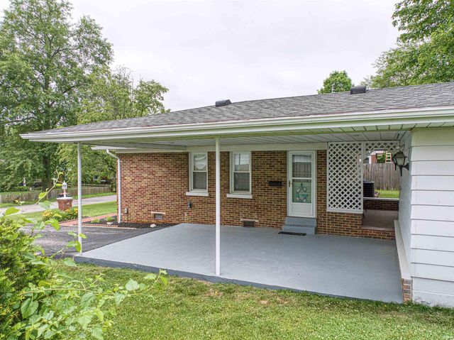 861 N Helfrich Avenue, Evansville, IN 47720