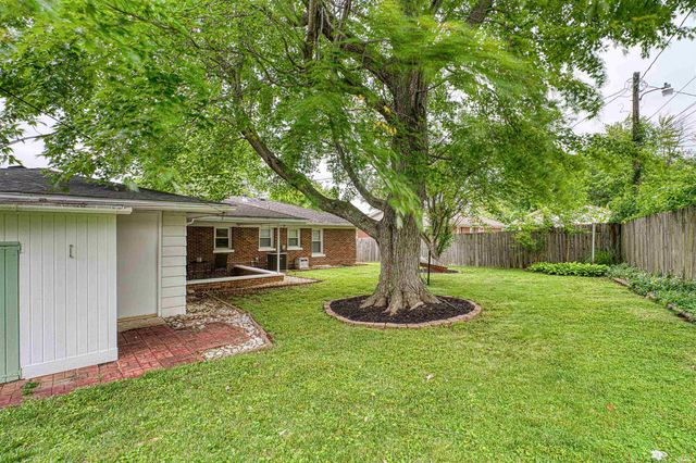 861 N Helfrich Avenue, Evansville, IN 47720