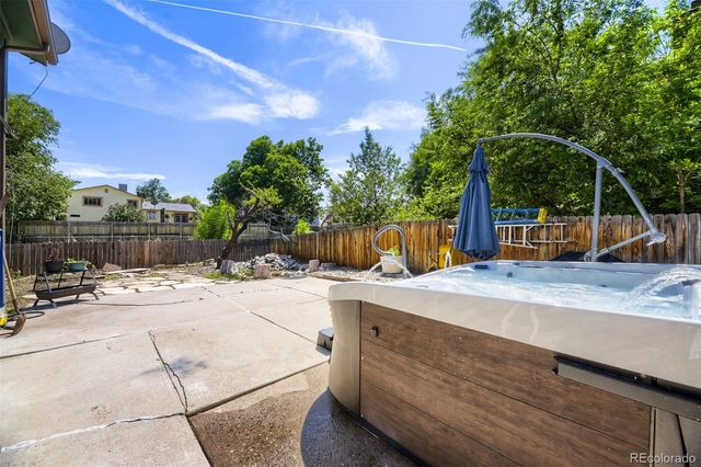 9400 W Burgundy Avenue, Littleton, CO 80123