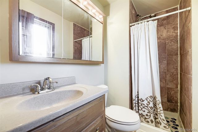 9400 W Burgundy Avenue, Littleton, CO 80123