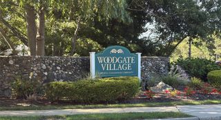 203 Springmeadow Drive B, Holbrook, NY 11741