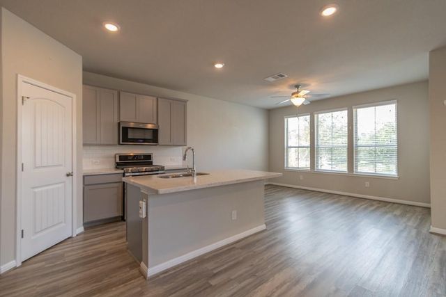 2033 Hat Bender LOOP, Round Rock, TX 78664