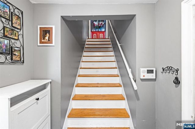 4 Patton Place, Dumont, NJ 07628