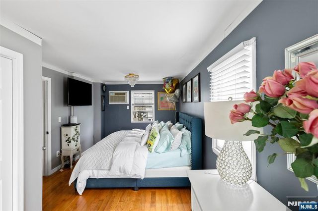4 Patton Place, Dumont, NJ 07628