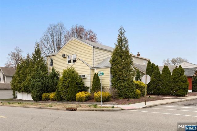4 Patton Place, Dumont, NJ 07628
