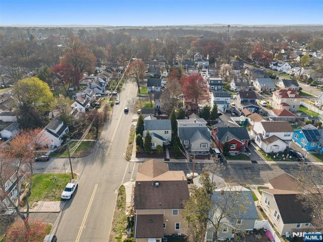 4 Patton Place, Dumont, NJ 07628