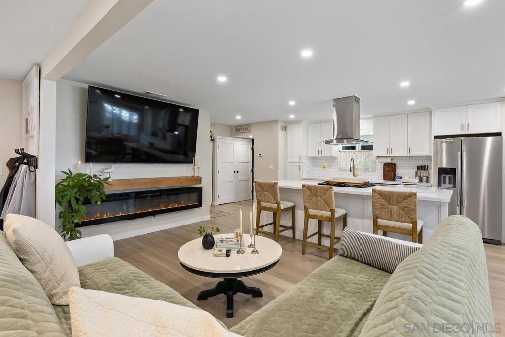 157 Horizon Ln 157, Oceanside, CA 92056 — exterior