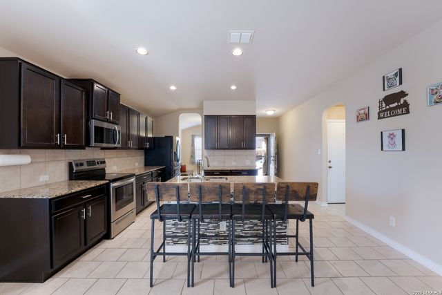 8018 Radiant Sunset, San Antonio, TX 78252